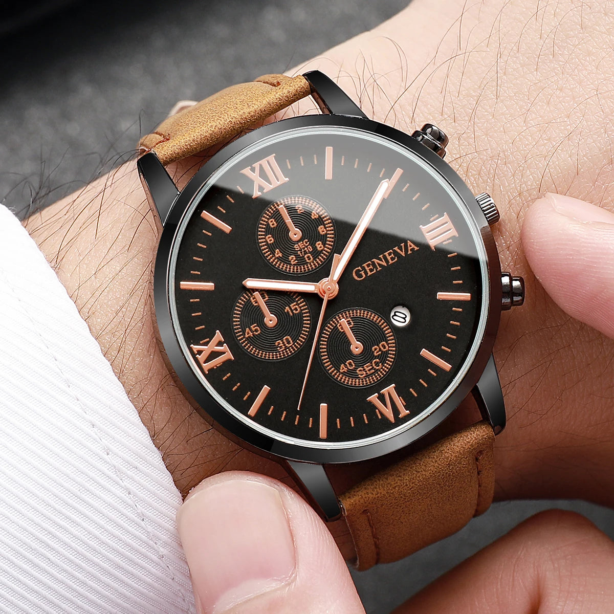 Elegant Leather Quartz Watch